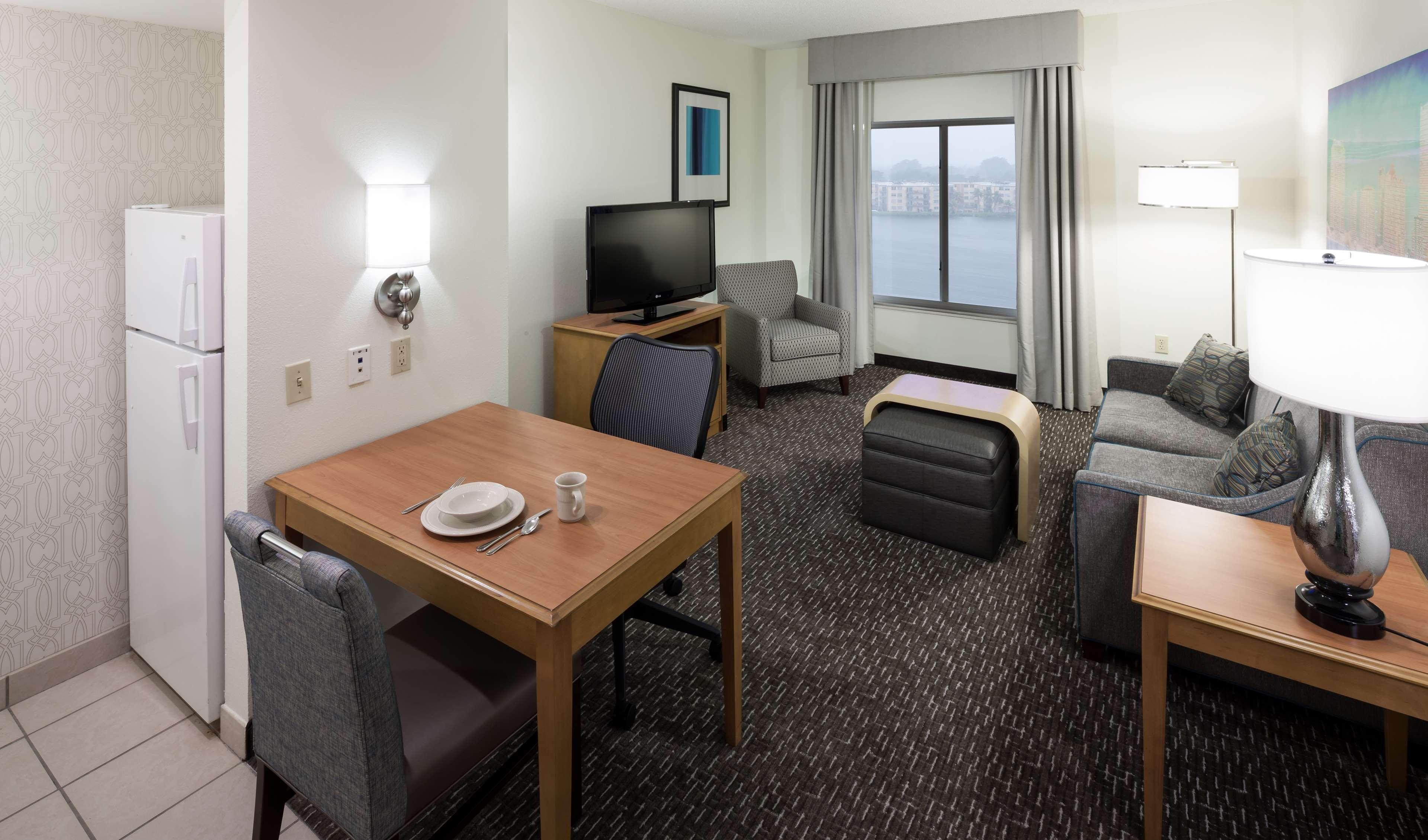 Homewood Suites Miami Airport/Blue Lagoon Miami Springs Buitenkant foto