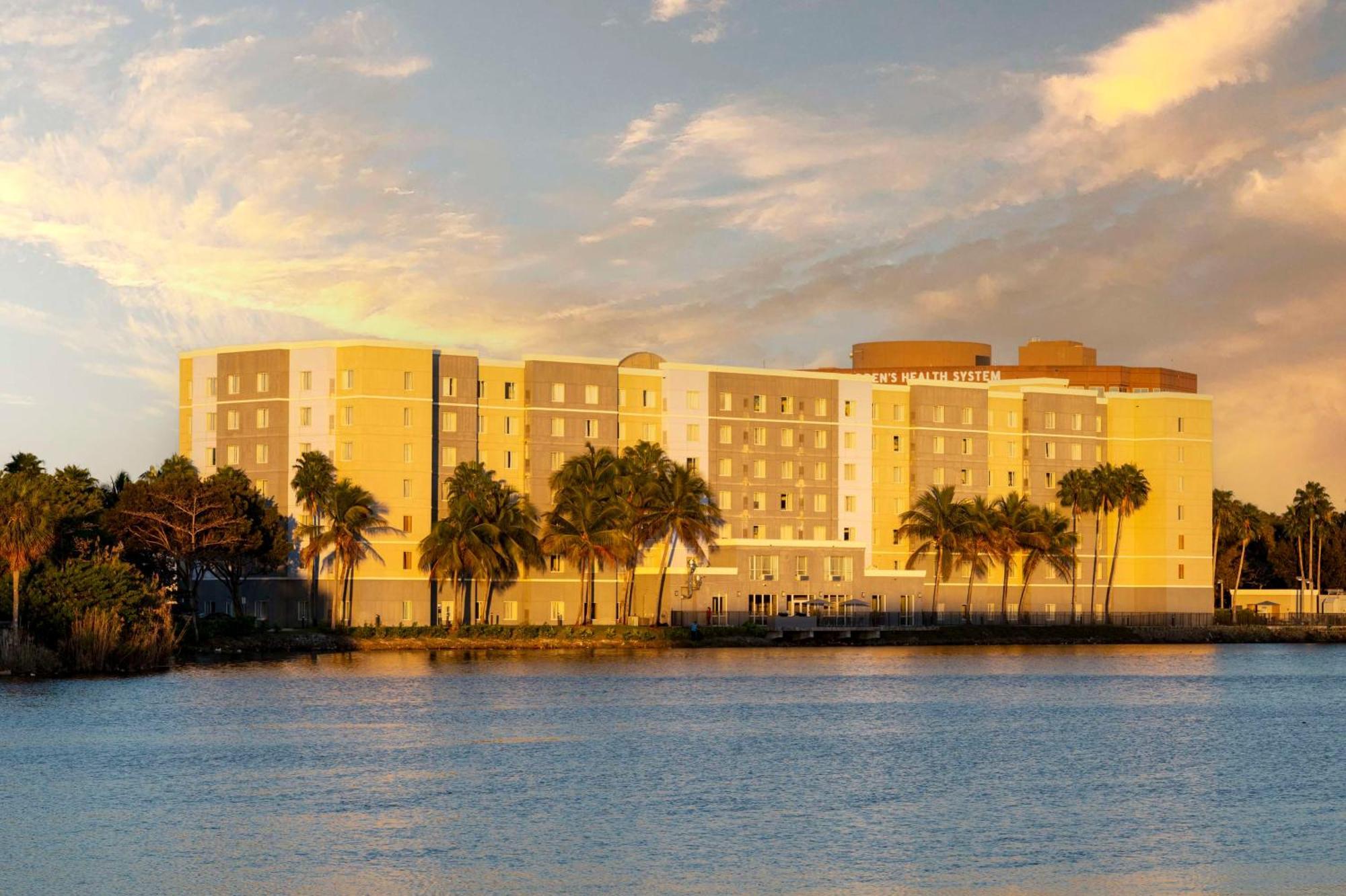 Homewood Suites Miami Airport/Blue Lagoon Miami Springs Buitenkant foto