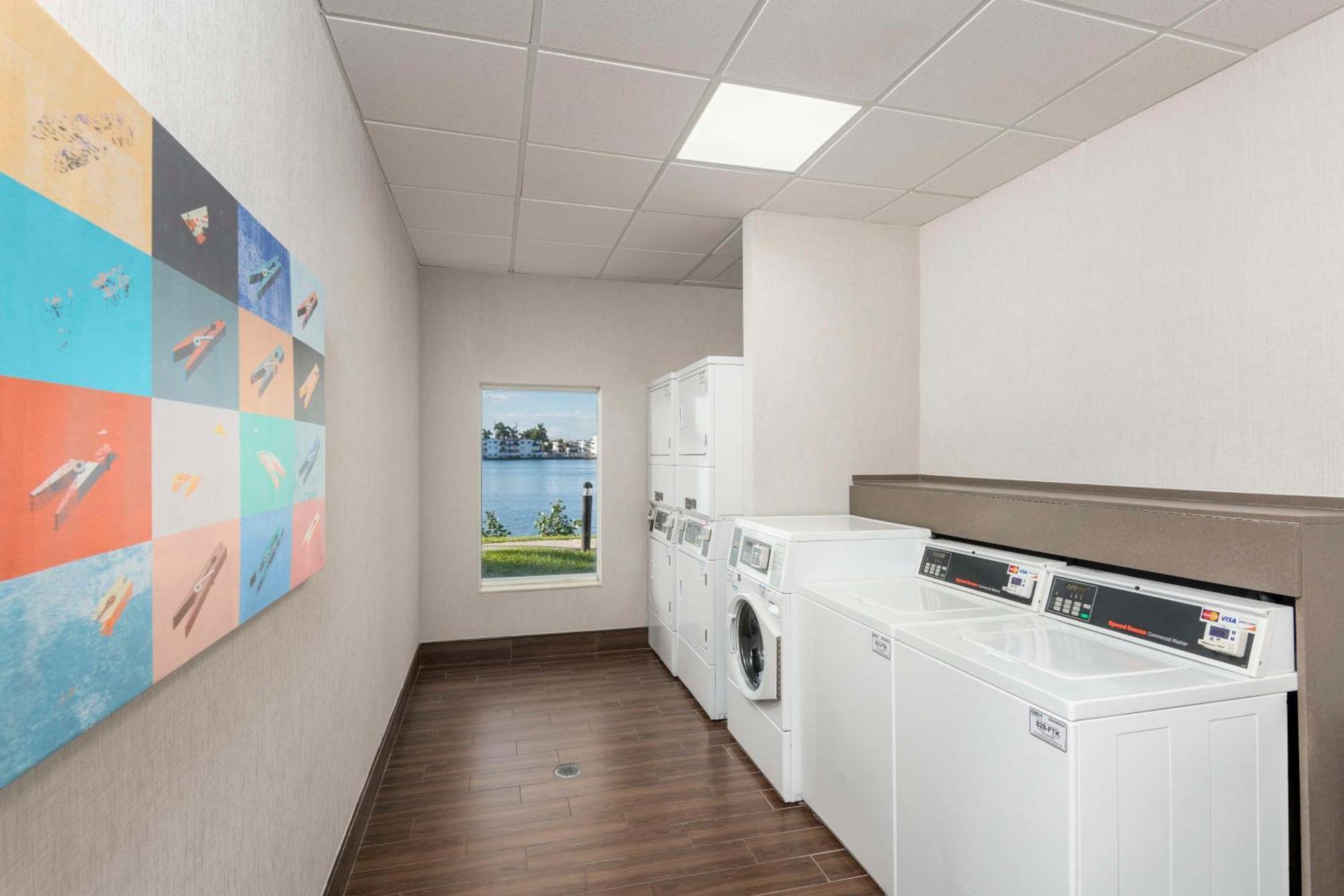 Homewood Suites Miami Airport/Blue Lagoon Miami Springs Buitenkant foto