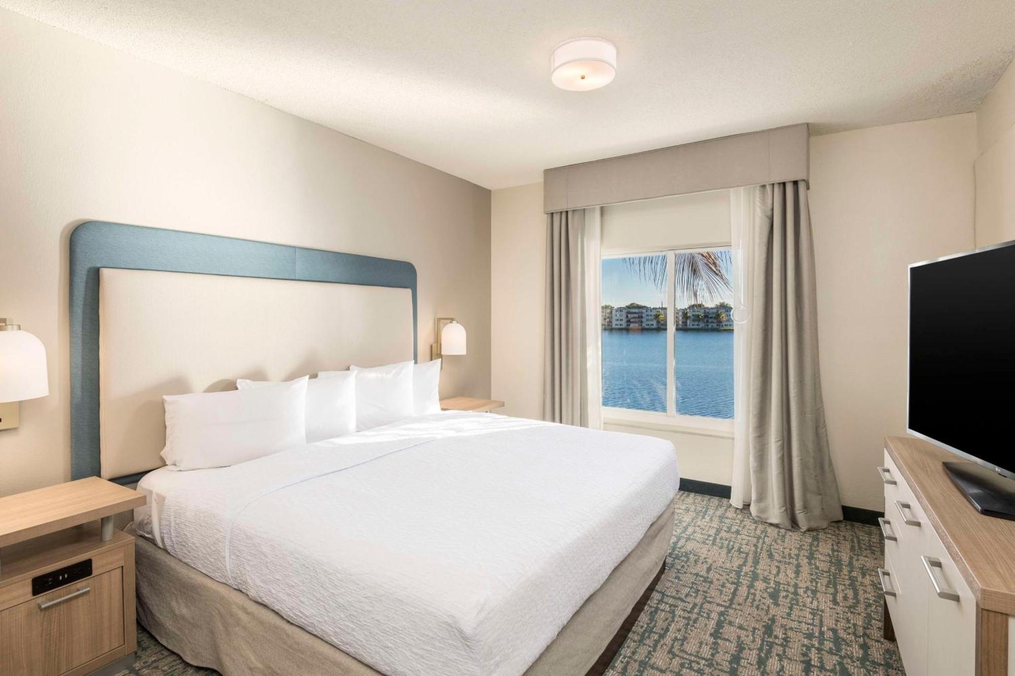 Homewood Suites Miami Airport/Blue Lagoon Miami Springs Buitenkant foto