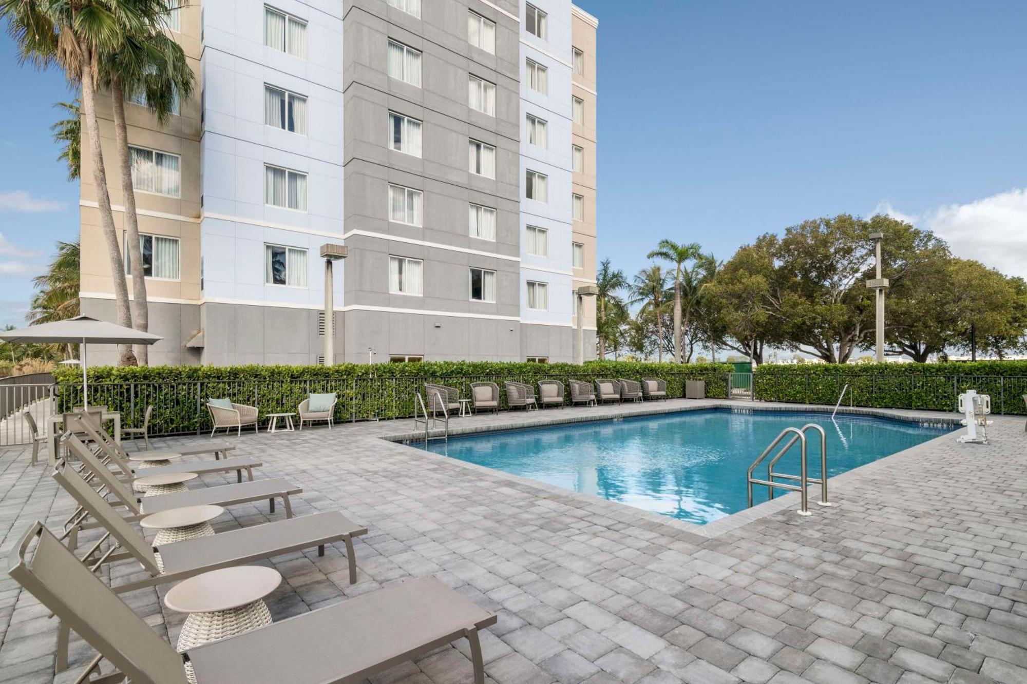 Homewood Suites Miami Airport/Blue Lagoon Miami Springs Buitenkant foto