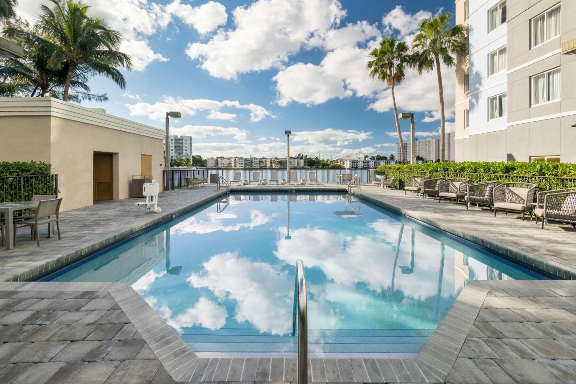 Homewood Suites Miami Airport/Blue Lagoon Miami Springs Buitenkant foto